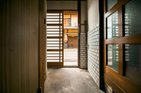 京都市伏見区桃山羽柴長吉中町の中古テラスハウス