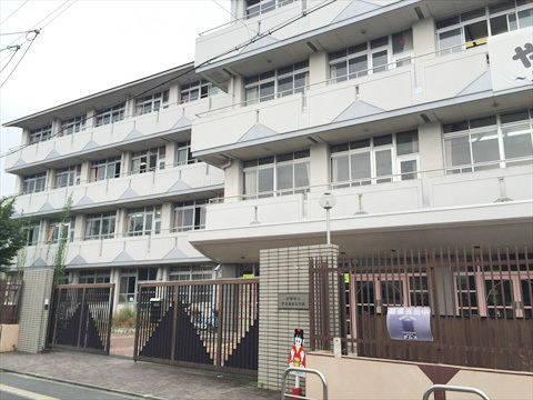 ハイム伏見A棟(京都市立伏見南浜小学校)