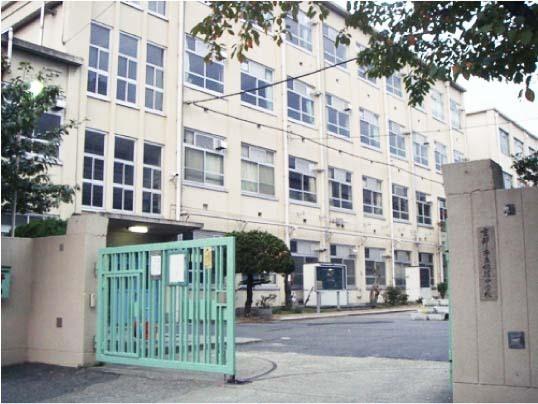 ペルル伏見桃山Ⅱ(京都市立桃陵中学校)