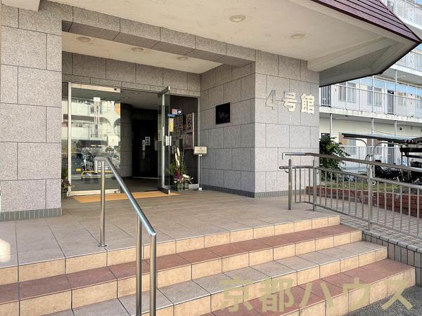 桂川ハイツ4号館