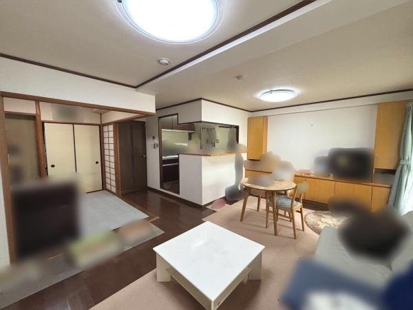 デルフィ西大路