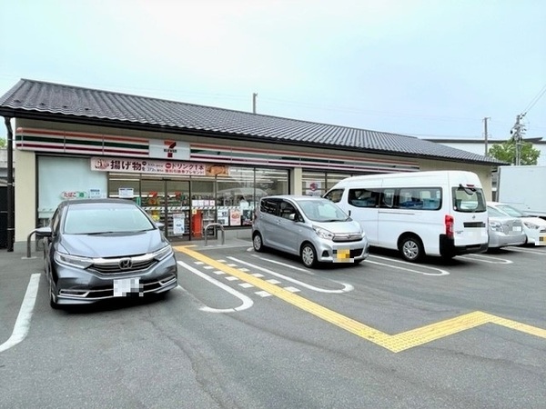 梅小路スカイハイツA棟(セブンイレブン梅小路公園西店)