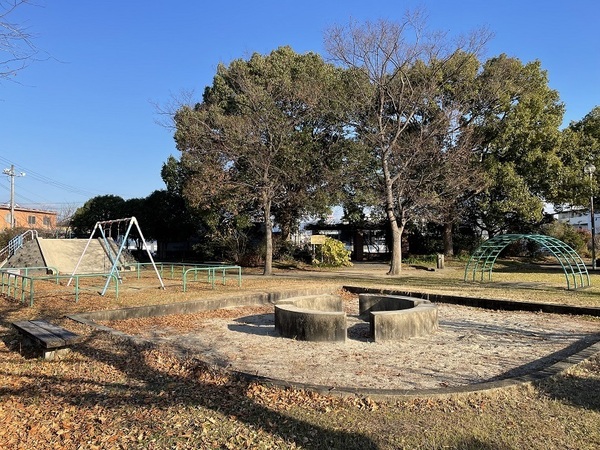 塔南セントラルハイツ(高畑児童公園)
