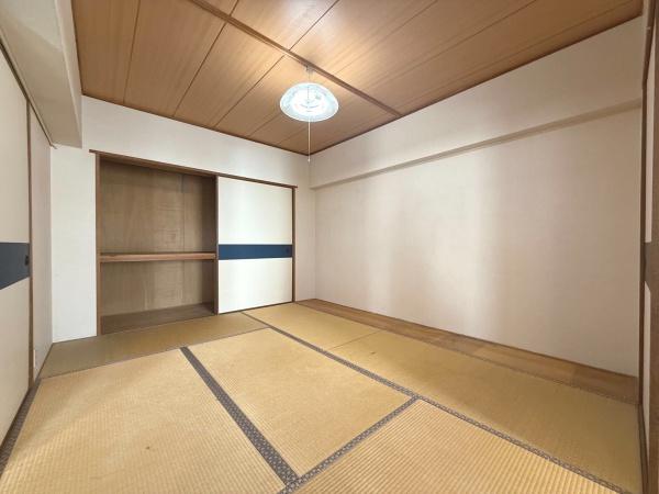 嵐山ロイアルハイツ３号棟