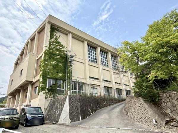 豊能郡豊能町ときわ台1丁目の中古一戸建て(豊能町立吉川小学校)
