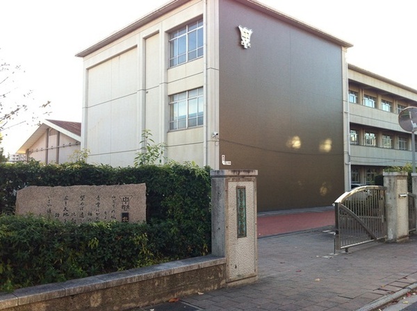 京都市右京区山ノ内荒木町の新築一戸建(京都市立四条中学校)