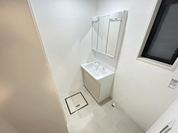 京都市右京区太秦野元町の中古一戸建て