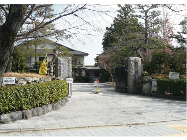 京都市右京区嵯峨苅分町の中古一戸建て(京都市立嵯峨中学校)