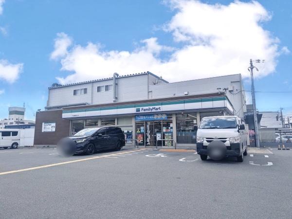 朝日プラザ向島南(ファミリーマート宇治槇島町目川店)