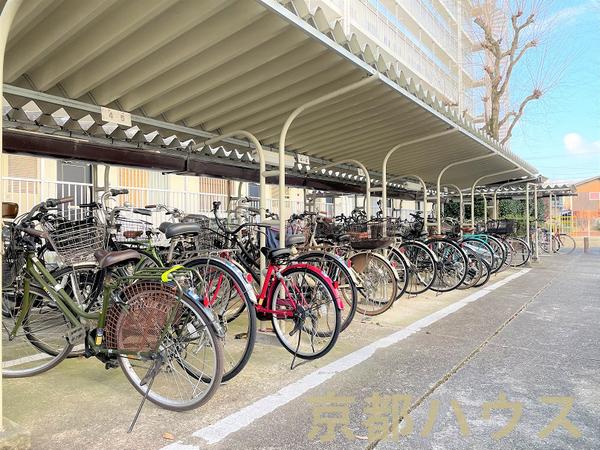 桂川ハイツ4号館