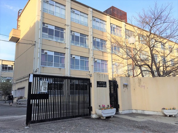 境谷西第2住宅第14号棟(京都市立洛西中学校)