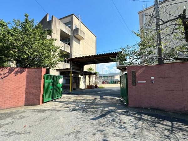 京都市右京区梅津罧原町の中古一戸建て(京都市立梅津中学校)
