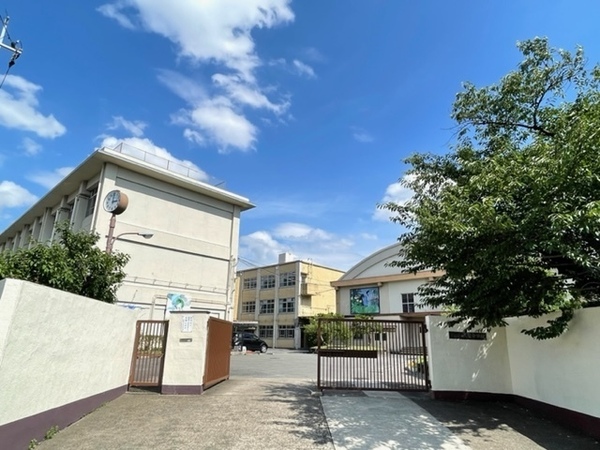 京都市南区久世上久世町の中古一戸建て(京都市立久世中学校)