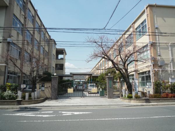 アルモード京都西院(京都市立西院中学校)