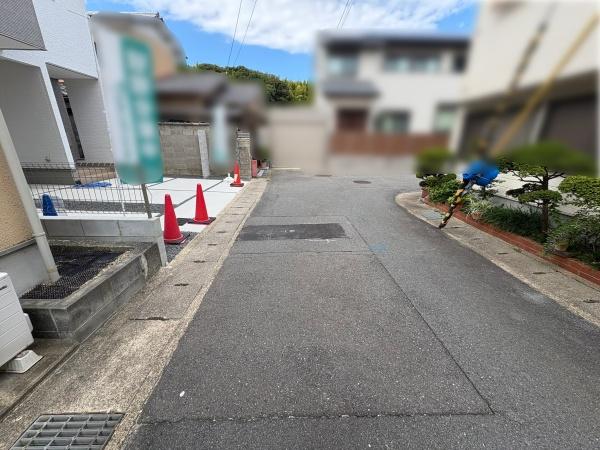 京都市伏見区桃山与五郎町の新築一戸建(前面道路含む現地写真)