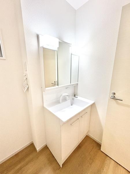 京都市伏見区桃山与五郎町の新築一戸建(洗面台・洗面所)