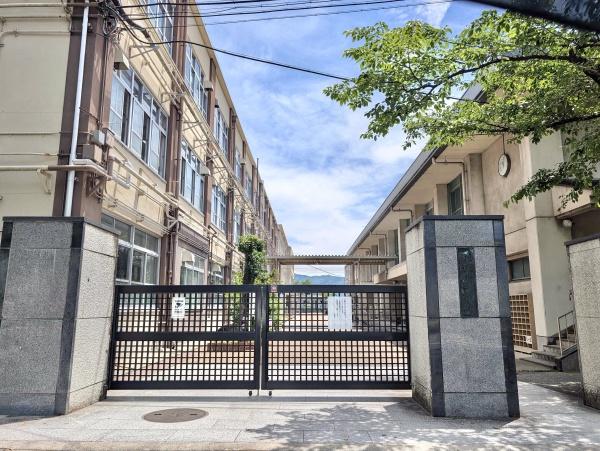 京都市北区紫竹下園生町の新築一戸建(京都市立加茂川中学校)