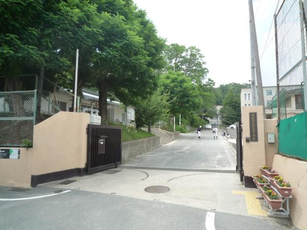 京都市北区等持院西町の新築一戸建(京都市立衣笠中学校)