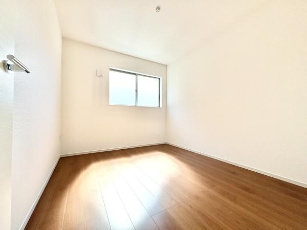 京都市伏見区日野西大道町の新築一戸建