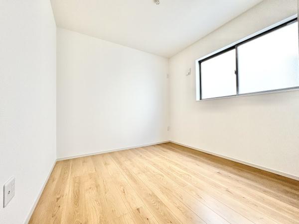 京都市伏見区日野西大道町の新築一戸建