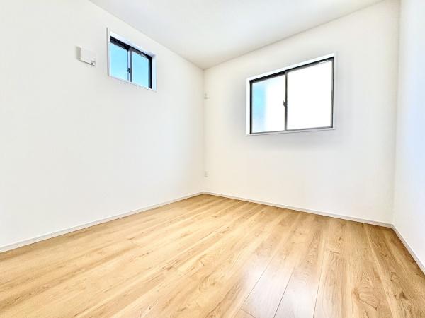 京都市伏見区日野西大道町の新築一戸建