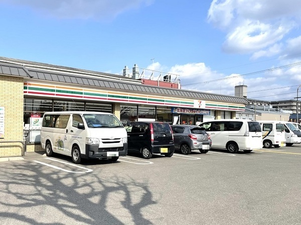 ダイアパレス京都蒔絵町(セブンイレブン京都塔南高校前店)