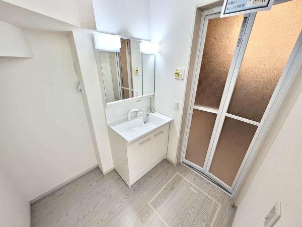 京都市西京区大原野上里鳥見町の新築一戸建(洗面台・洗面所)