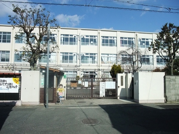 パラドール四条梅津(京都市立梅津北小学校)