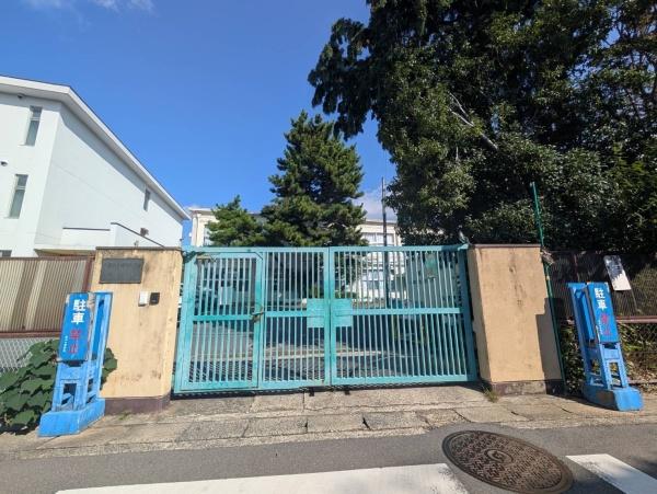 京都市伏見区羽束師鴨川町の土地(京都市立神川小学校)