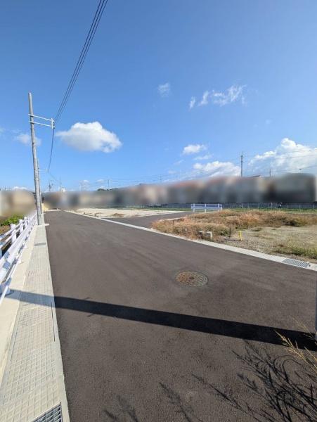 京都市伏見区羽束師鴨川町の土地