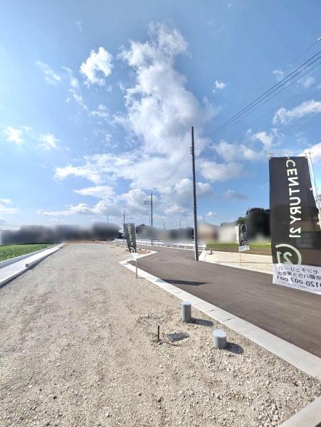 京都市伏見区羽束師鴨川町の土地