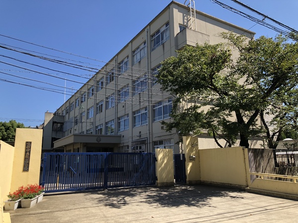 京都市西京区牛ケ瀬新田泓町の土地(京都市立桂川中学校)