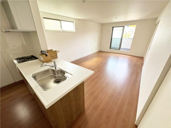 京都市右京区嵯峨伊勢ノ上町の新築一戸建