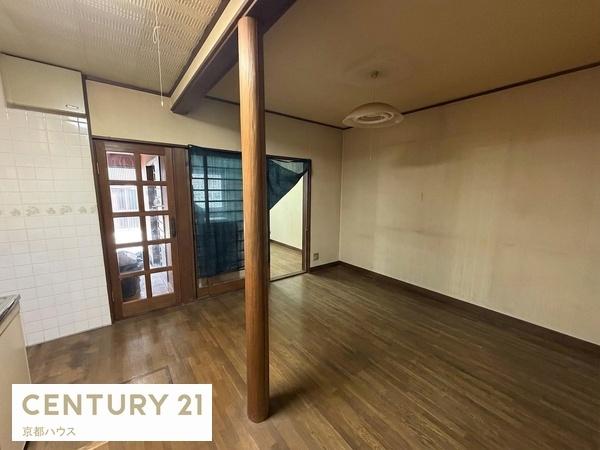 京都市南区八条寺内町の中古一戸建
