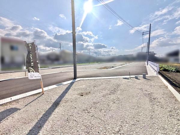 京都市伏見区羽束師鴨川町の新築一戸建