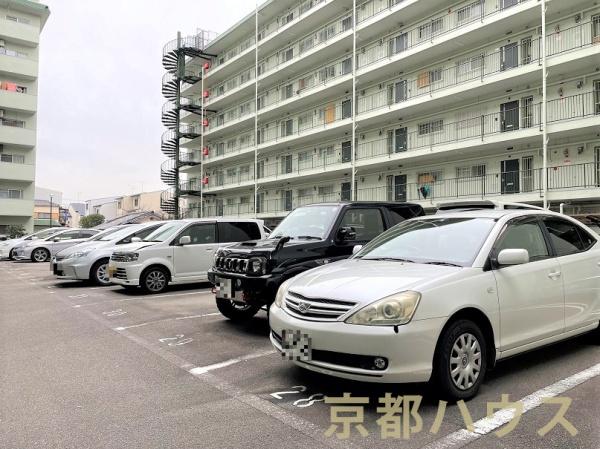 吉祥院ガーデンハイツA棟