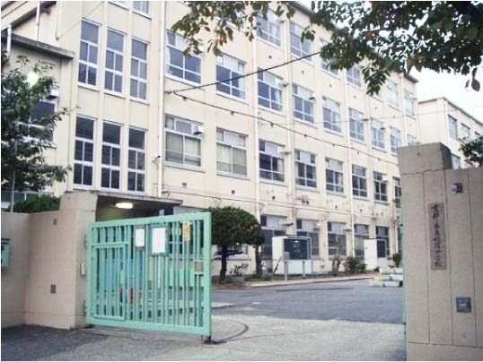 ユニハイム伏見(京都市立桃陵中学校)