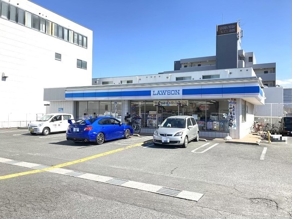 葛野ハイツ(ローソン天神川八条店)