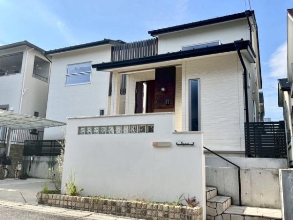 京都市西京区大原野西竹の里町１丁目の中古一戸建