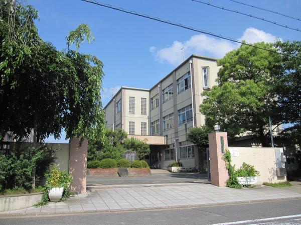 京都市中京区西ノ京北壺井町の土地(京都市立朱雀第八小学校)