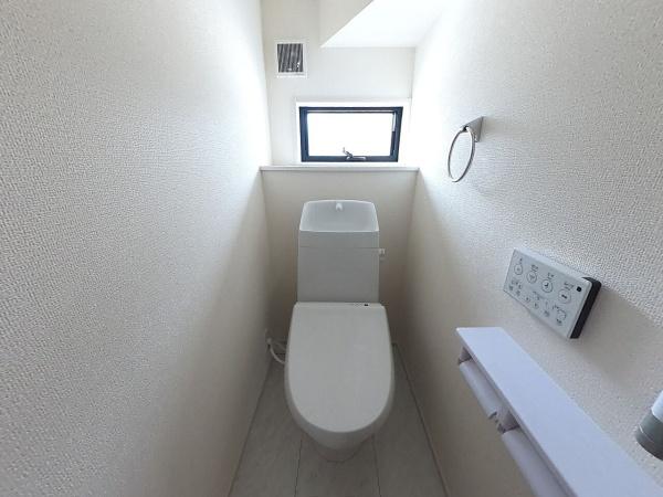 長浜市口分田町新築建売5-1(トイレ)