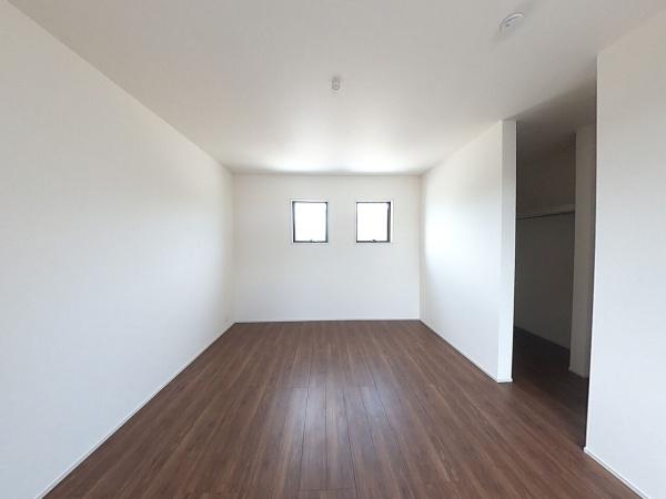 長浜市口分田町新築建売5-1(洋室)