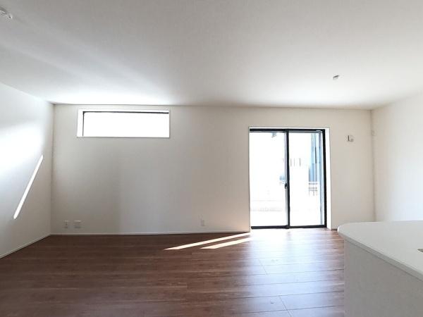 長浜市口分田町新築建売5-1(リビング)