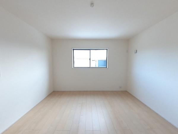 長浜市口分田町新築建売5-4(洋室)