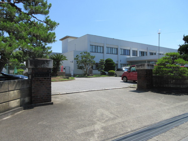 米原市宇賀野の中古一戸建て(米原市立坂田小学校)