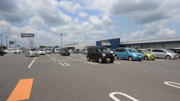 八街市八街ろの中古一戸建て(トライアル八街店)