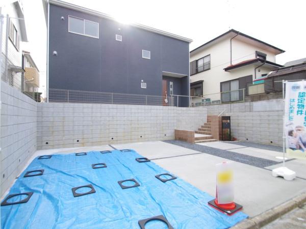 リーブルガーデンS　成田市　玉造４丁目　全１棟　１号棟