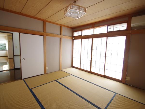 八街市八街にの中古一戸建て