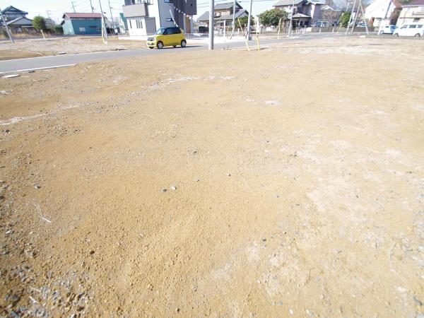 八街市八街にの土地