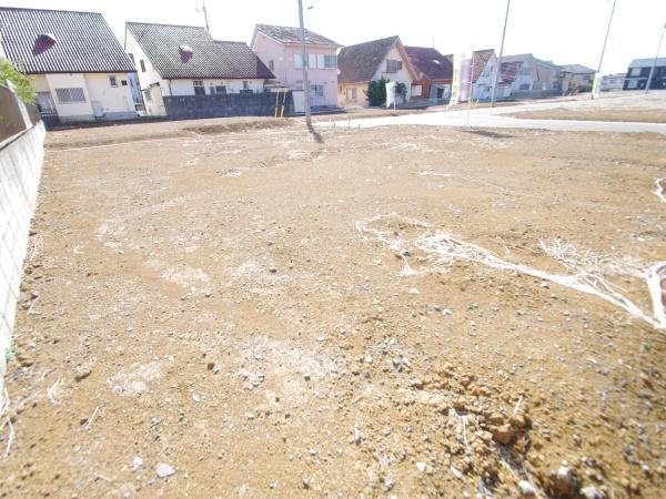 八街市八街にの土地